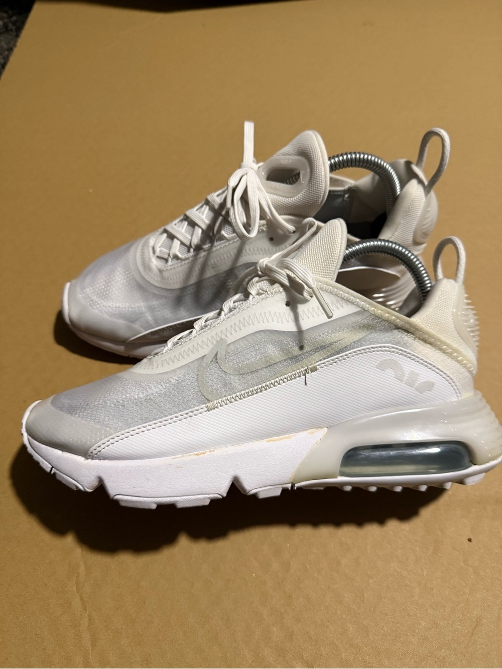 Nike Air Max 2090 White/Cream Lightweight Sneakers